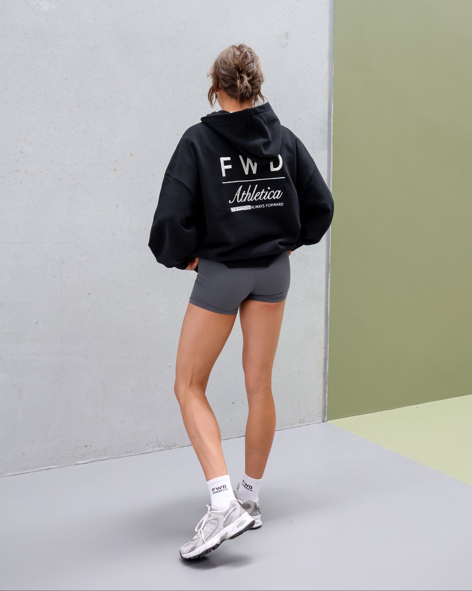 レディースウェア BRIEFING WOMENS WR HOODIE RELAXED FIT Relaxed Hoodie | FWD ATHLETICA Women's Athleisure